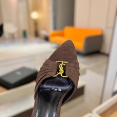 YSL「SAINT LAURENT*」 夏季新品 尖头优雅大气高跟拖鞋 —————————— 尖头设计拉长腿部线条, YSL「SAINT LAURENT*」 夏季新品 尖头优雅大气高跟拖鞋 —————————— 尖头设计拉长腿部线条,