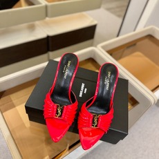 YSL「SAINT LAURENT*」 夏季新品 尖头优雅大气高跟拖鞋 —————————— 尖头设计拉长腿部线条, YSL「SAINT LAURENT*」 夏季新品 尖头优雅大气高跟拖鞋 —————————— 尖头设计拉长腿部线条,