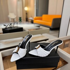 YSL「SAINT LAURENT*」 夏季新品 尖头优雅大气高跟拖鞋 —————————— 尖头设计拉长腿部线条, YSL「SAINT LAURENT*」 夏季新品 尖头优雅大气高跟拖鞋 —————————— 尖头设计拉长腿部线条,