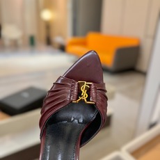 YSL「SAINT LAURENT*」 夏季新品 尖头优雅大气高跟拖鞋 —————————— 尖头设计拉长腿部线条, YSL「SAINT LAURENT*」 夏季新品 尖头优雅大气高跟拖鞋 —————————— 尖头设计拉长腿部线条,