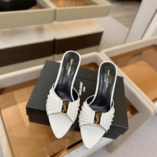 YSL「SAINT LAURENT*」 夏季新品 尖头优雅大气高跟拖鞋 —————————— 尖头设计拉长腿部线条, YSL「SAINT LAURENT*」 夏季新品 尖头优雅大气高跟拖鞋 —————————— 尖头设计拉长腿部线条,