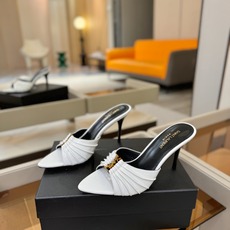 YSL「SAINT LAURENT*」 夏季新品 尖头优雅大气高跟拖鞋 —————————— 尖头设计拉长腿部线条, YSL「SAINT LAURENT*」 夏季新品 尖头优雅大气高跟拖鞋 —————————— 尖头设计拉长腿部线条,