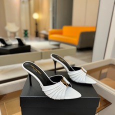 YSL「SAINT LAURENT*」 夏季新品 尖头优雅大气高跟拖鞋 —————————— 尖头设计拉长腿部线条, YSL「SAINT LAURENT*」 夏季新品 尖头优雅大气高跟拖鞋 —————————— 尖头设计拉长腿部线条,