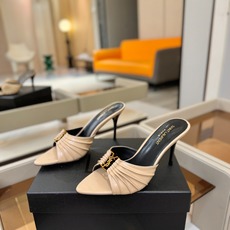 YSL「SAINT LAURENT*」 夏季新品 尖头优雅大气高跟拖鞋 —————————— 尖头设计拉长腿部线条, YSL「SAINT LAURENT*」 夏季新品 尖头优雅大气高跟拖鞋 —————————— 尖头设计拉长腿部线条,