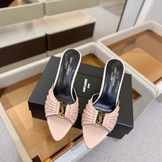 YSL「SAINT LAURENT*」 夏季新品 尖头优雅大气高跟拖鞋 —————————— 尖头设计拉长腿部线条, YSL「SAINT LAURENT*」 夏季新品 尖头优雅大气高跟拖鞋 —————————— 尖头设计拉长腿部线条,