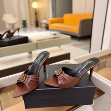 YSL「SAINT LAURENT*」 夏季新品 尖头优雅大气高跟拖鞋 —————————— 尖头设计拉长腿部线条, YSL「SAINT LAURENT*」 夏季新品 尖头优雅大气高跟拖鞋 —————————— 尖头设计拉长腿部线条,