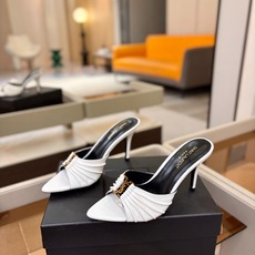 YSL「SAINT LAURENT*」 夏季新品 尖头优雅大气高跟拖鞋 —————————— 尖头设计拉长腿部线条, YSL「SAINT LAURENT*」 夏季新品 尖头优雅大气高跟拖鞋 —————————— 尖头设计拉长腿部线条,