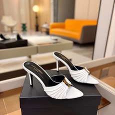 YSL「SAINT LAURENT*」 夏季新品 尖头优雅大气高跟拖鞋 —————————— 尖头设计拉长腿部线条, YSL「SAINT LAURENT*」 夏季新品 尖头优雅大气高跟拖鞋 —————————— 尖头设计拉长腿部线条,