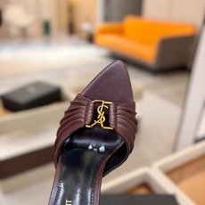 YSL「SAINT LAURENT*」 夏季新品 尖头优雅大气高跟拖鞋 —————————— 尖头设计拉长腿部线条, YSL「SAINT LAURENT*」 夏季新品 尖头优雅大气高跟拖鞋 —————————— 尖头设计拉长腿部线条,