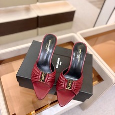 YSL「SAINT LAURENT*」 夏季新品 尖头优雅大气高跟拖鞋 —————————— 尖头设计拉长腿部线条, YSL「SAINT LAURENT*」 夏季新品 尖头优雅大气高跟拖鞋 —————————— 尖头设计拉长腿部线条,