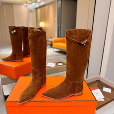Hermes 🐴 高级 辣妹 爱马仕 justine 小牛皮 圆头套筒 骑士筒靴顶级牛品匠心好货!!经典再现拒绝不了的款 Hermes 🐴 高级 辣妹 爱马仕 justine 小牛皮 圆头套筒 骑士筒靴顶级牛品匠心好货!!经典再现拒绝不了的款