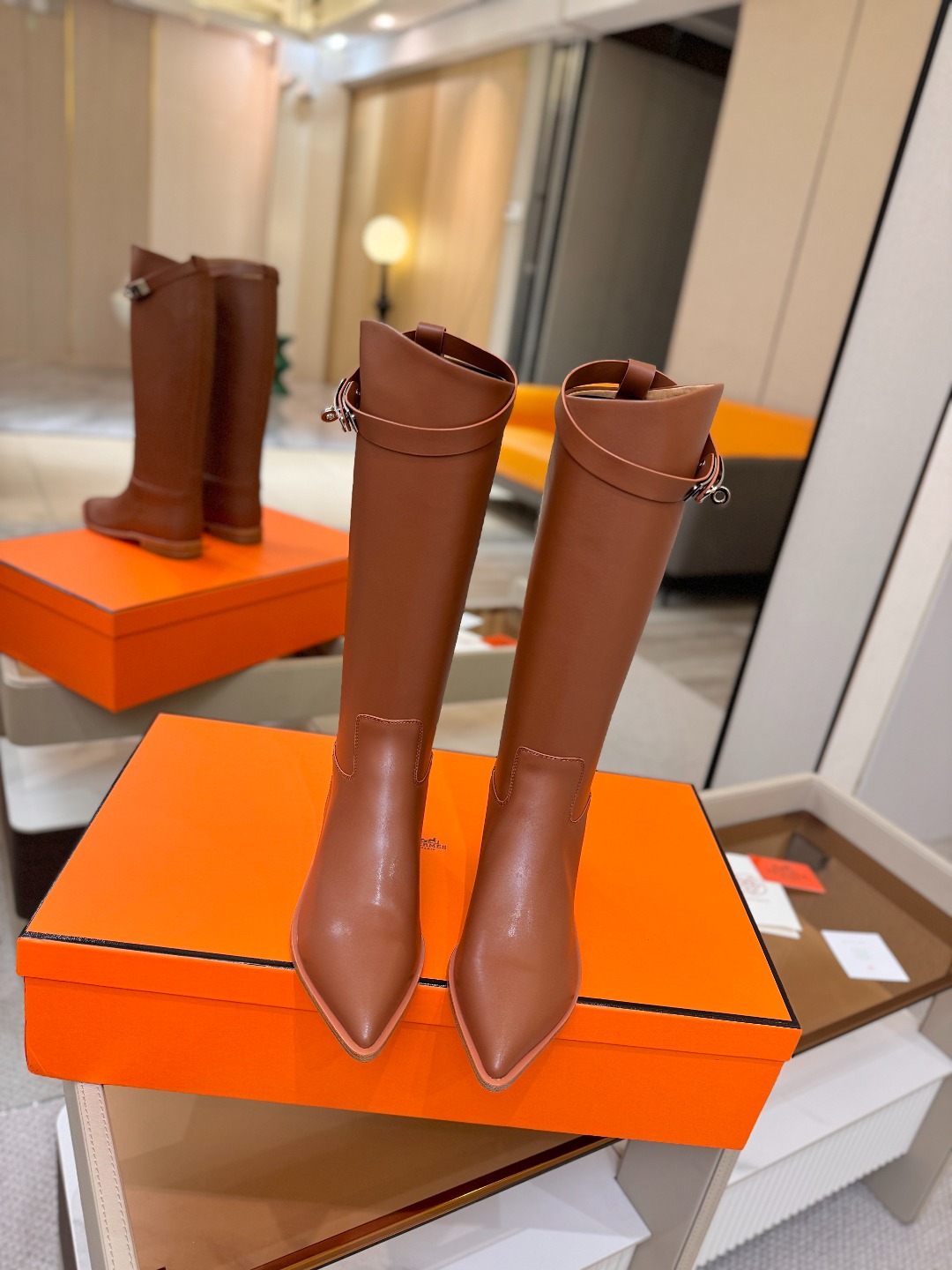 Hermes🐴 高级辣妹kelly Jumping骑士靴顶级牛品匠心好货!!经典再现拒绝不了的款式谁穿都好看 Hermes🐴 高级辣妹kelly Jumping骑士靴顶级牛品匠心好货!!经典再现拒绝不了的款式谁穿都好看