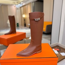 Hermes🐴 高级辣妹kelly Jumping骑士靴顶级牛品匠心好货!!经典再现拒绝不了的款式谁穿都好看 Hermes🐴 高级辣妹kelly Jumping骑士靴顶级牛品匠心好货!!经典再现拒绝不了的款式谁穿都好看