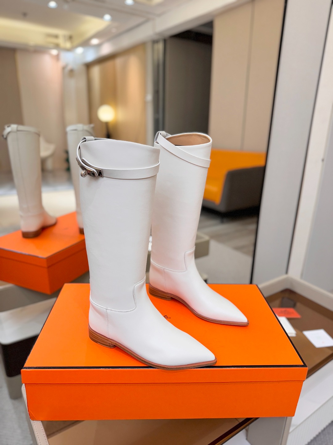 Hermes🐴 高级辣妹kelly Jumping骑士靴顶级牛品匠心好货!!经典再现拒绝不了的款式谁穿都好看 Hermes🐴 高级辣妹kelly Jumping骑士靴顶级牛品匠心好货!!经典再现拒绝不了的款式谁穿都好看