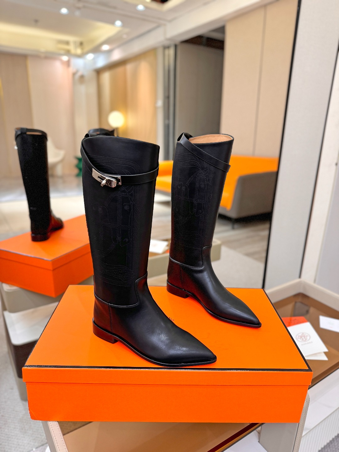 Hermes🐴高级辣妹kelly Jumping骑士靴顶级牛品匠心好货!!经典再现拒绝不了的款式谁穿都好看 Hermes🐴高级辣妹kelly Jumping骑士靴顶级牛品匠心好货!!经典再现拒绝不了的款式谁穿都好看