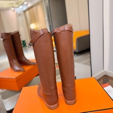 Hermes🐴高级辣妹kelly Jumping骑士靴顶级牛品匠心好货!!经典再现拒绝不了的款式谁穿都好看 Hermes🐴高级辣妹kelly Jumping骑士靴顶级牛品匠心好货!!经典再现拒绝不了的款式谁穿都好看