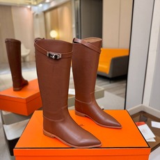 Hermes🐴高级辣妹kelly Jumping骑士靴顶级牛品匠心好货!!经典再现拒绝不了的款式谁穿都好看 Hermes🐴高级辣妹kelly Jumping骑士靴顶级牛品匠心好货!!经典再现拒绝不了的款式谁穿都好看