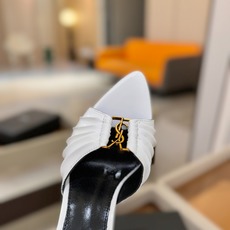 YSL「SAINT LAURENT*」 夏季新品 尖头优雅大气高跟拖鞋 —————————— 尖头设计拉长腿部线条, YSL「SAINT LAURENT*」 夏季新品 尖头优雅大气高跟拖鞋 —————————— 尖头设计拉长腿部线条,
