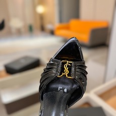YSL「SAINT LAURENT*」 夏季新品 尖头优雅大气高跟拖鞋 —————————— 尖头设计拉长腿部线条, YSL「SAINT LAURENT*」 夏季新品 尖头优雅大气高跟拖鞋 —————————— 尖头设计拉长腿部线条,