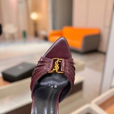 YSL「SAINT LAURENT*」 夏季新品 尖头优雅大气高跟拖鞋 —————————— 尖头设计拉长腿部线条, YSL「SAINT LAURENT*」 夏季新品 尖头优雅大气高跟拖鞋 —————————— 尖头设计拉长腿部线条,