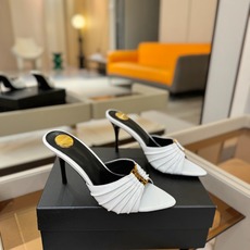 YSL「SAINT LAURENT*」 夏季新品 尖头优雅大气高跟拖鞋 —————————— 尖头设计拉长腿部线条, YSL「SAINT LAURENT*」 夏季新品 尖头优雅大气高跟拖鞋 —————————— 尖头设计拉长腿部线条,