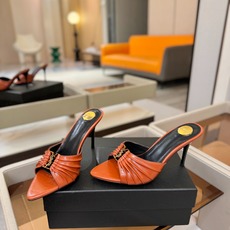 YSL「SAINT LAURENT*」 夏季新品 尖头优雅大气高跟拖鞋 —————————— 尖头设计拉长腿部线条, YSL「SAINT LAURENT*」 夏季新品 尖头优雅大气高跟拖鞋 —————————— 尖头设计拉长腿部线条,