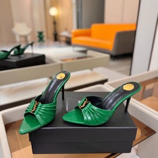 YSL「SAINT LAURENT*」 夏季新品 尖头优雅大气高跟拖鞋 —————————— 尖头设计拉长腿部线条, YSL「SAINT LAURENT*」 夏季新品 尖头优雅大气高跟拖鞋 —————————— 尖头设计拉长腿部线条,