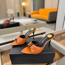YSL「SAINT LAURENT*」 夏季新品 尖头优雅大气高跟拖鞋 —————————— 尖头设计拉长腿部线条, YSL「SAINT LAURENT*」 夏季新品 尖头优雅大气高跟拖鞋 —————————— 尖头设计拉长腿部线条,