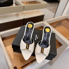 YSL「SAINT LAURENT*」 夏季新品 尖头优雅大气高跟拖鞋 —————————— 尖头设计拉长腿部线条, YSL「SAINT LAURENT*」 夏季新品 尖头优雅大气高跟拖鞋 —————————— 尖头设计拉长腿部线条,