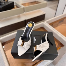 YSL「SAINT LAURENT*」 夏季新品 尖头优雅大气高跟拖鞋 —————————— 尖头设计拉长腿部线条, YSL「SAINT LAURENT*」 夏季新品 尖头优雅大气高跟拖鞋 —————————— 尖头设计拉长腿部线条,