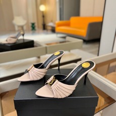 YSL「SAINT LAURENT*」 夏季新品 尖头优雅大气高跟拖鞋 —————————— 尖头设计拉长腿部线条, YSL「SAINT LAURENT*」 夏季新品 尖头优雅大气高跟拖鞋 —————————— 尖头设计拉长腿部线条,