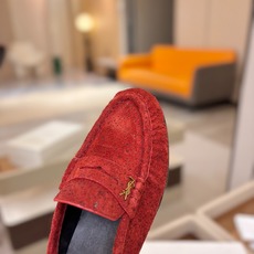 (情侣款) SAINT LAURENT/圣罗兰新款褶皱乐福鞋系列🤝🤝 YSL女孩的松弛感真的被狠狠拿捏 简直是高级感作弊 (情侣款) SAINT LAURENT/圣罗兰新款褶皱乐福鞋系列🤝🤝 YSL女孩的松弛感真的被狠狠拿捏 简直是高级感作弊