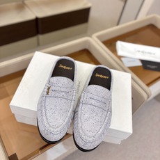 (情侣款) SAINT LAURENT/圣罗兰新款褶皱乐福鞋系列🤝🤝 YSL女孩的松弛感真的被狠狠拿捏 简直是高级感作弊 (情侣款) SAINT LAURENT/圣罗兰新款褶皱乐福鞋系列🤝🤝 YSL女孩的松弛感真的被狠狠拿捏 简直是高级感作弊