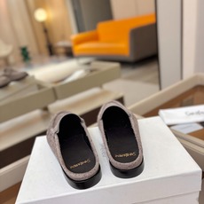 (情侣款) SAINT LAURENT/圣罗兰新款褶皱乐福鞋系列🤝🤝 YSL女孩的松弛感真的被狠狠拿捏 简直是高级感作弊 (情侣款) SAINT LAURENT/圣罗兰新款褶皱乐福鞋系列🤝🤝 YSL女孩的松弛感真的被狠狠拿捏 简直是高级感作弊