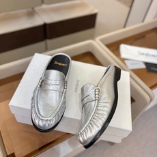 (情侣款) SAINT LAURENT/圣罗兰新款褶皱乐福鞋系列🤝🤝 YSL女孩的松弛感真的被狠狠拿捏 简直是高级感作弊 (情侣款) SAINT LAURENT/圣罗兰新款褶皱乐福鞋系列🤝🤝 YSL女孩的松弛感真的被狠狠拿捏 简直是高级感作弊
