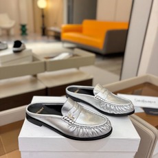(情侣款) SAINT LAURENT/圣罗兰新款褶皱乐福鞋系列🤝🤝 YSL女孩的松弛感真的被狠狠拿捏 简直是高级感作弊 (情侣款) SAINT LAURENT/圣罗兰新款褶皱乐福鞋系列🤝🤝 YSL女孩的松弛感真的被狠狠拿捏 简直是高级感作弊