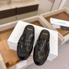 (情侣款) SAINT LAURENT/圣罗兰新款褶皱乐福鞋系列🤝🤝 YSL女孩的松弛感真的被狠狠拿捏 简直是高级感作弊 (情侣款) SAINT LAURENT/圣罗兰新款褶皱乐福鞋系列🤝🤝 YSL女孩的松弛感真的被狠狠拿捏 简直是高级感作弊