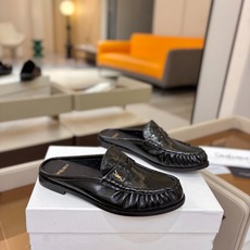 (情侣款) SAINT LAURENT/圣罗兰新款褶皱乐福鞋系列🤝🤝 YSL女孩的松弛感真的被狠狠拿捏 简直是高级感作弊 (情侣款) SAINT LAURENT/圣罗兰新款褶皱乐福鞋系列🤝🤝 YSL女孩的松弛感真的被狠狠拿捏 简直是高级感作弊