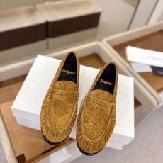 (情侣款) SAINT LAURENT/圣罗兰新款褶皱乐福鞋系列🤝🤝 YSL女孩的松弛感真的被狠狠拿捏 简直是高级感作弊 (情侣款) SAINT LAURENT/圣罗兰新款褶皱乐福鞋系列🤝🤝 YSL女孩的松弛感真的被狠狠拿捏 简直是高级感作弊