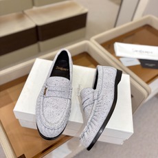 (情侣款) SAINT LAURENT/圣罗兰新款褶皱乐福鞋系列🤝🤝 YSL女孩的松弛感真的被狠狠拿捏 简直是高级感作弊 (情侣款) SAINT LAURENT/圣罗兰新款褶皱乐福鞋系列🤝🤝 YSL女孩的松弛感真的被狠狠拿捏 简直是高级感作弊