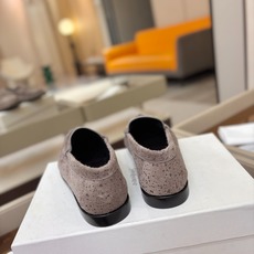 (情侣款) SAINT LAURENT/圣罗兰新款褶皱乐福鞋系列🤝🤝 YSL女孩的松弛感真的被狠狠拿捏 简直是高级感作弊 (情侣款) SAINT LAURENT/圣罗兰新款褶皱乐福鞋系列🤝🤝 YSL女孩的松弛感真的被狠狠拿捏 简直是高级感作弊
