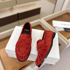 (情侣款) SAINT LAURENT/圣罗兰新款褶皱乐福鞋系列🤝🤝 YSL女孩的松弛感真的被狠狠拿捏 简直是高级感作弊 (情侣款) SAINT LAURENT/圣罗兰新款褶皱乐福鞋系列🤝🤝 YSL女孩的松弛感真的被狠狠拿捏 简直是高级感作弊