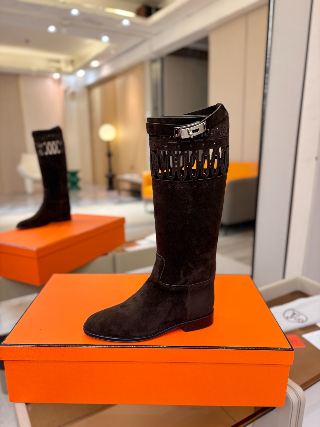 Hermes 🐴高级辣妹kelly Jumping骑士靴顶级牛品匠心好货!!经典再现拒绝不了的款式谁穿都好看 Hermes 🐴高级辣妹kelly Jumping骑士靴顶级牛品匠心好货!!经典再现拒绝不了的款式谁穿都好看