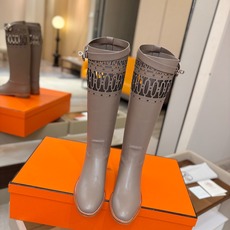 Hermes 🐴高级辣妹kelly Jumping骑士靴顶级牛品匠心好货!!经典再现拒绝不了的款式谁穿都好看 Hermes 🐴高级辣妹kelly Jumping骑士靴顶级牛品匠心好货!!经典再现拒绝不了的款式谁穿都好看