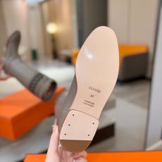 Hermes 🐴高级辣妹kelly Jumping骑士靴顶级牛品匠心好货!!经典再现拒绝不了的款式谁穿都好看 Hermes 🐴高级辣妹kelly Jumping骑士靴顶级牛品匠心好货!!经典再现拒绝不了的款式谁穿都好看