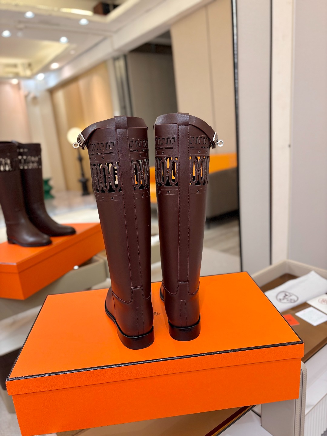 Hermes 🐴高级辣妹kelly Jumping骑士靴顶级牛品匠心好货!!经典再现拒绝不了的款式谁穿都好看 Hermes 🐴高级辣妹kelly Jumping骑士靴顶级牛品匠心好货!!经典再现拒绝不了的款式谁穿都好看