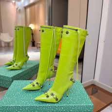Balenciaga巴黎世家 Cagole 高筒靴 多色重工铆钉尖头长靴✨ 多款鲜亮配色随心挑选,亮面皮质高级吸睛 金属 Balenciaga巴黎世家 Cagole 高筒靴 多色重工铆钉尖头长靴✨ 多款鲜亮配色随心挑选,亮面皮质高级吸睛 金属