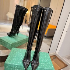 Balenciaga巴黎世家 Cagole 高筒靴 多色重工铆钉尖头过膝长靴✨ 多款鲜亮配色随心挑选,亮面皮质高级吸睛 Balenciaga巴黎世家 Cagole 高筒靴 多色重工铆钉尖头过膝长靴✨ 多款鲜亮配色随心挑选,亮面皮质高级吸睛