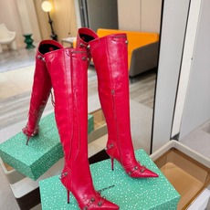 Balenciaga巴黎世家 Cagole 高筒靴 多色重工铆钉尖头过膝长靴✨ 多款鲜亮配色随心挑选,亮面皮质高级吸睛 Balenciaga巴黎世家 Cagole 高筒靴 多色重工铆钉尖头过膝长靴✨ 多款鲜亮配色随心挑选,亮面皮质高级吸睛