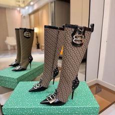 P Balenciaga巴黎世家 Cagole 高筒靴 多色重工铆钉尖头长靴✨ 多款鲜亮配色随心挑选,亮面皮质高级吸睛 P Balenciaga巴黎世家 Cagole 高筒靴 多色重工铆钉尖头长靴✨ 多款鲜亮配色随心挑选,亮面皮质高级吸睛